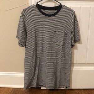 Urban Outfitters Short Sleeved T-shirt Size Medium